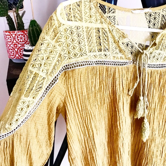 Long Sleeve Boho Top - Picture 2 of 2